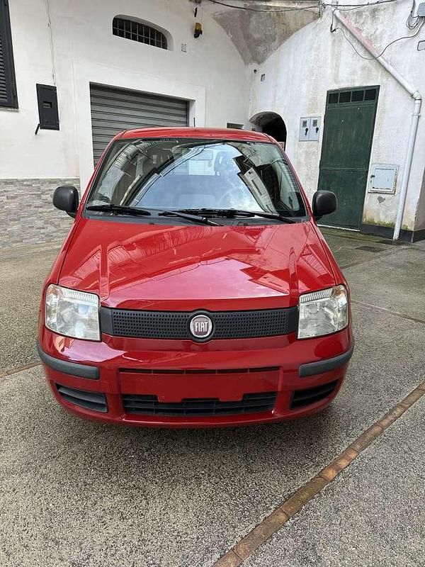 Usata Fiat Panda 69 CV (50 kW) 2011 Rosso Utilitaria