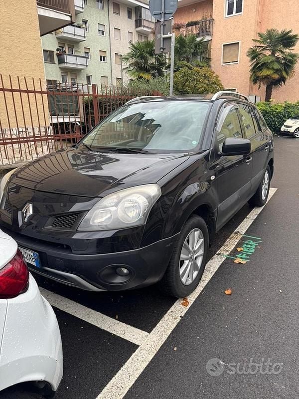 Usata Renault Koleos 170 CV (125 kW) 2009 Nero SUV