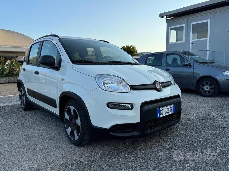 Usata Fiat Panda Cross Cross 70 CV (51 kW) 2021 Bianco Utilitaria