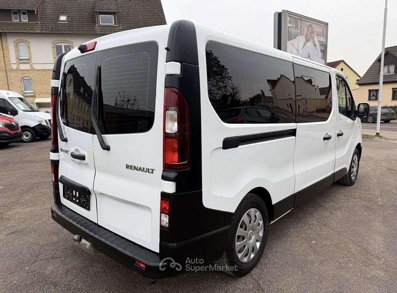 Usata Renault Trafic 125 CV (91 kW) 2017 Bianco Monovolume