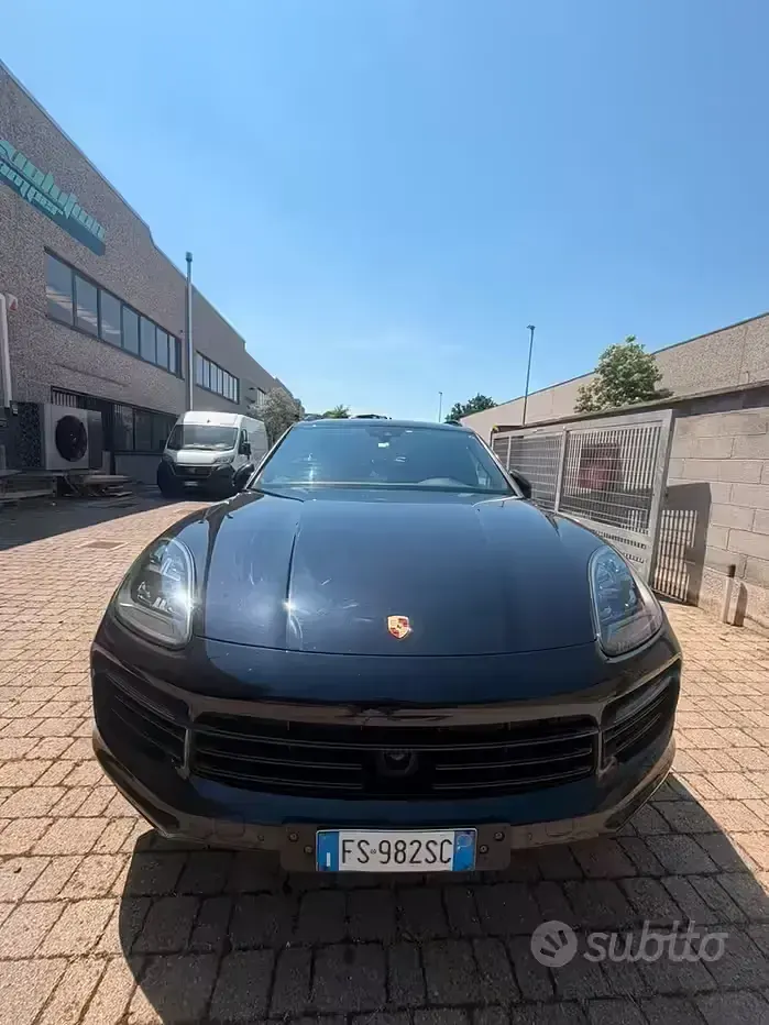 Usata Porsche Cayenne 441 CV (324 kW) 2018 Nero SUV