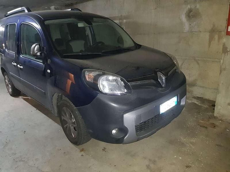 Usata Renault Kangoo 90 CV (66 kW) 2017 Blu/azzurro Monovolume