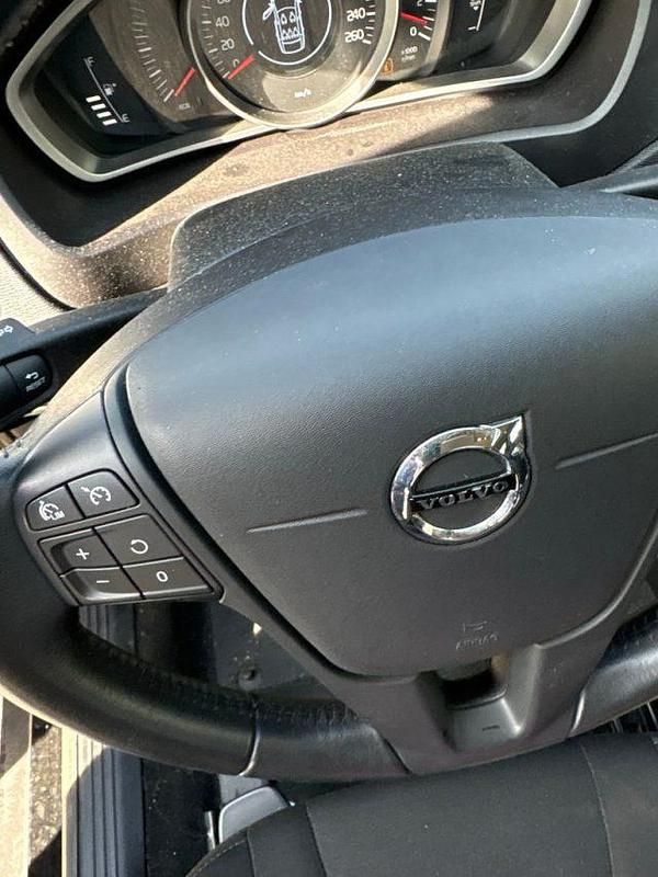 Usata Volvo V40 2018 Antracite