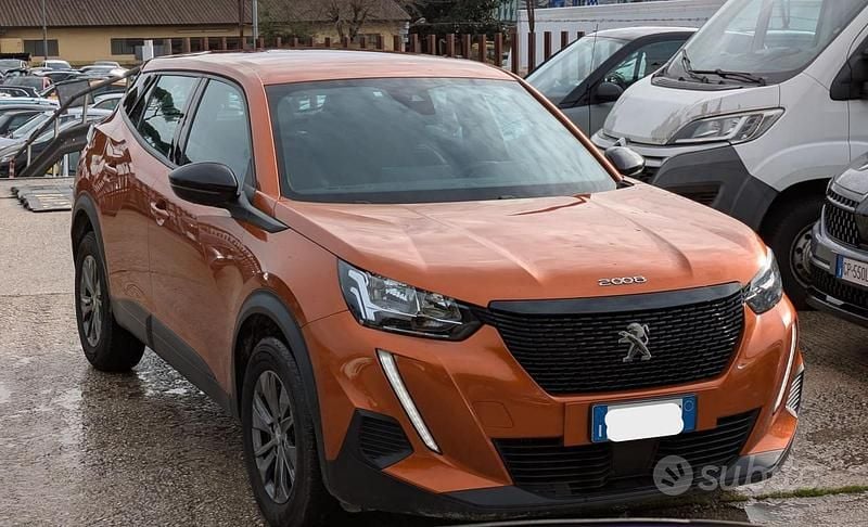 Occasion Peugeot 2008 Active 131 ch (96 kW) 2023 Orange SUV