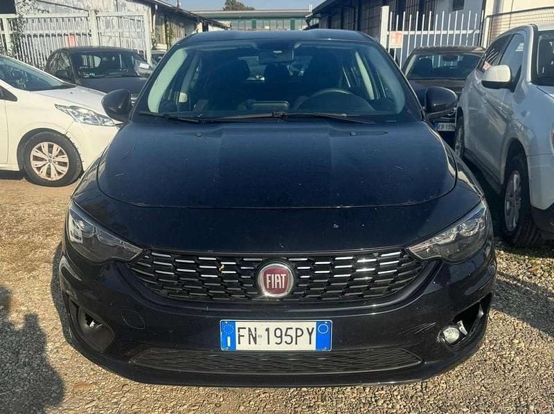 Nero Usata 2018 Fiat Tipo Lounge Berlina | 7990 € (Super prezzo) - Immagine 1/4