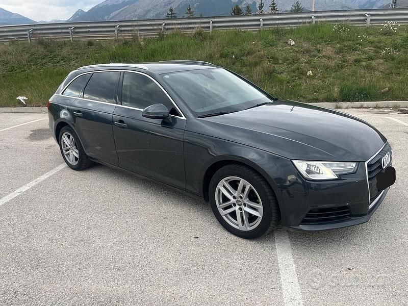 Usata Audi A4 Business 150 CV (110 kW) 2017 Grigio Station wagon