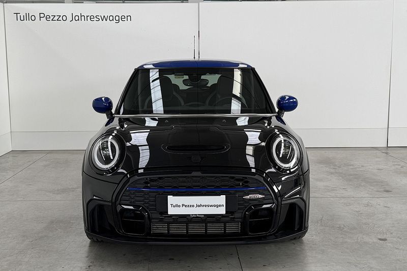 Usata Mini John Cooper Works 231 CV (169 kW) 2024 Midnight bback Utilitaria
