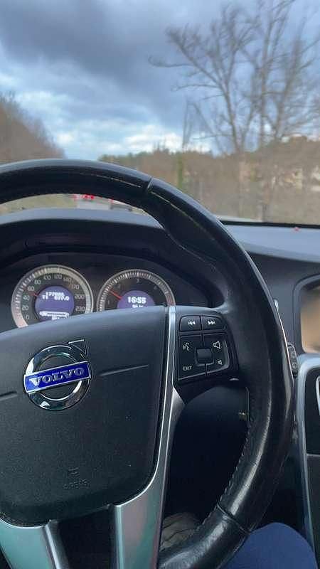 Usata Volvo V60 Kinetic 163 CV (119 kW) 2011 Station wagon