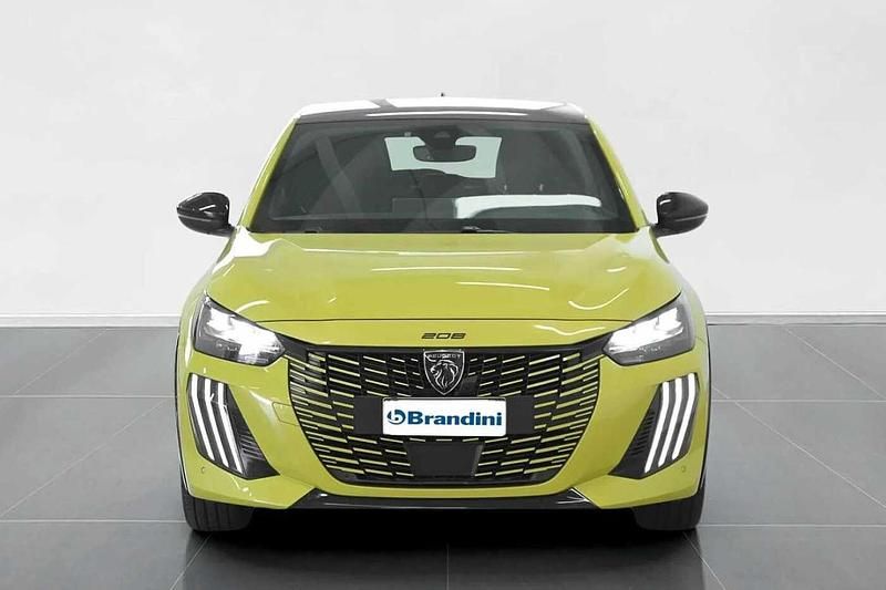 Usata Peugeot e-208 GT 61 kW (84 CV) 2023 Giallo Utilitaria