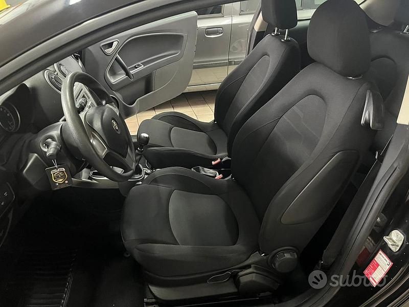 Gebraucht Alfa Romeo MiTo Distinctive 79 PS (58 kW) 2011 Grau Kleinwagen
