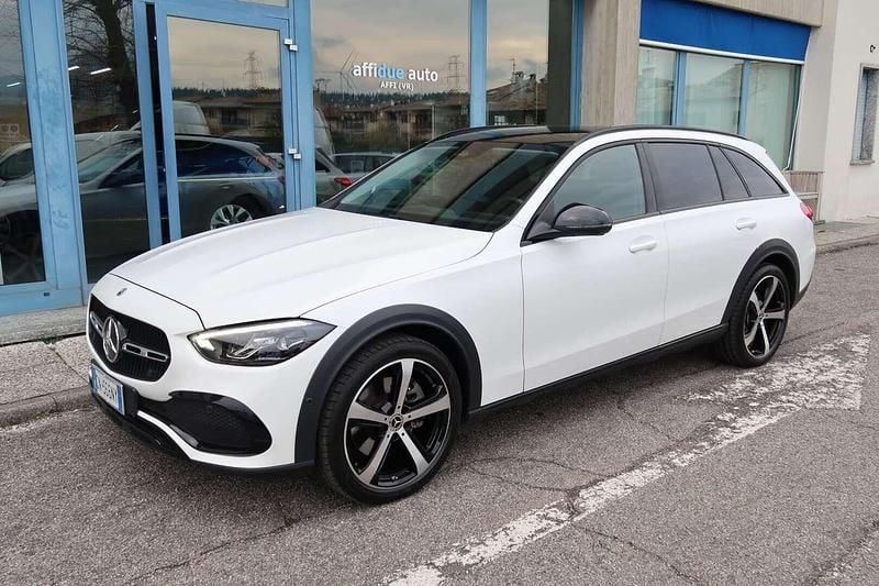 Usata Mercedes C220 Premium 200 CV (147 kW) 2023 Bianco Station wagon