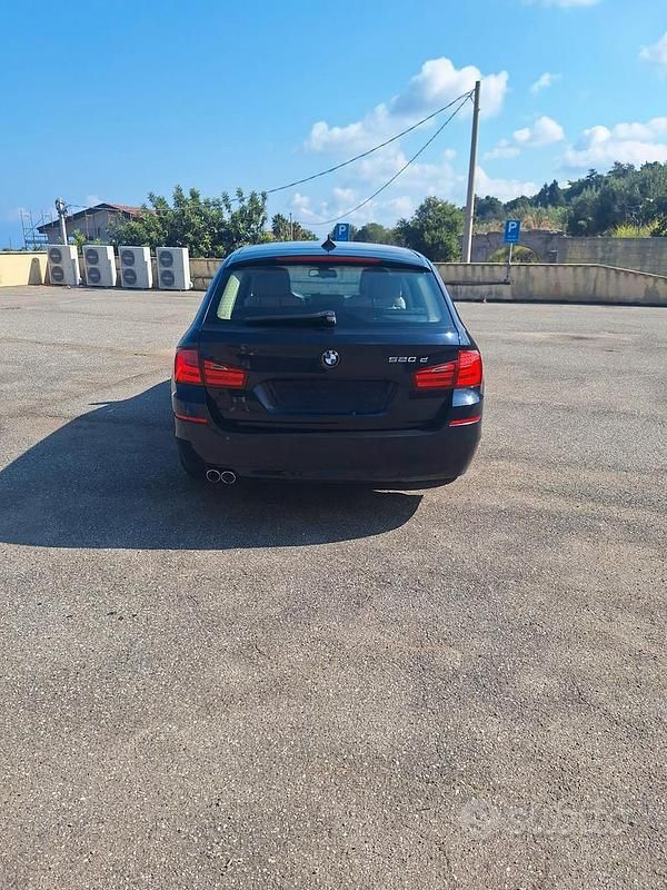 Usata BMW 520 184 CV (135 kW) 2013 Blu Station wagon
