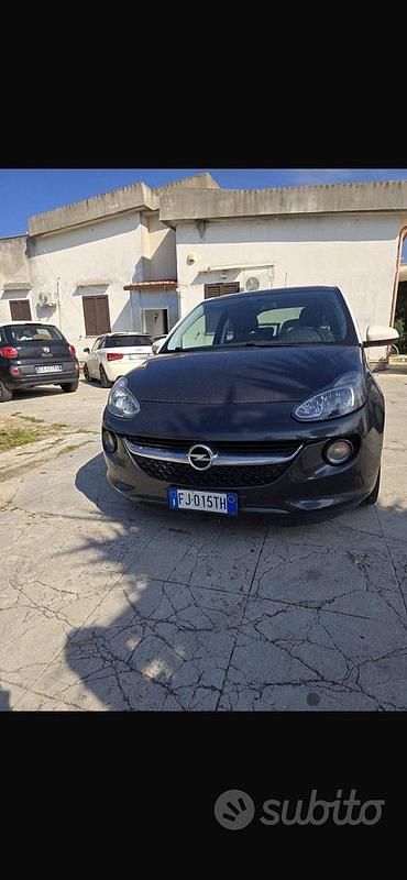Usata Opel Adam 70 CV (51 kW) 2017 Nero Utilitaria