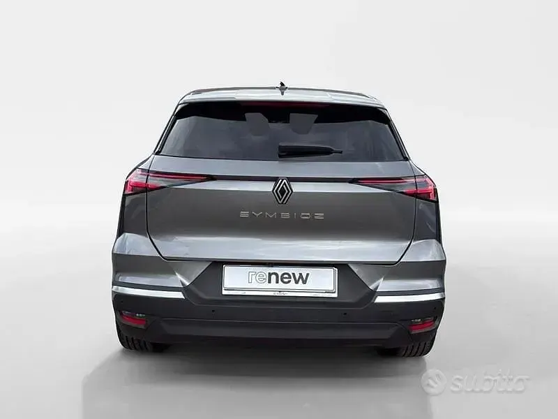 Usata Renault Symbioz Techno 140 CV (102 kW) 2025 Grigio SUV