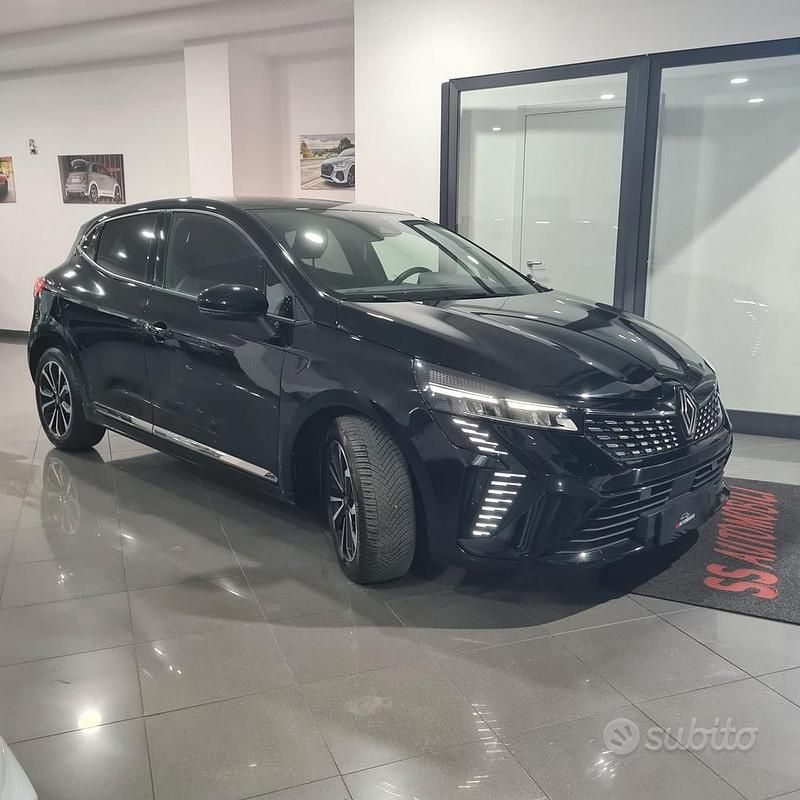 Usata Renault Clio V Techno 91 CV (66 kW) 2024 Nero Berlina