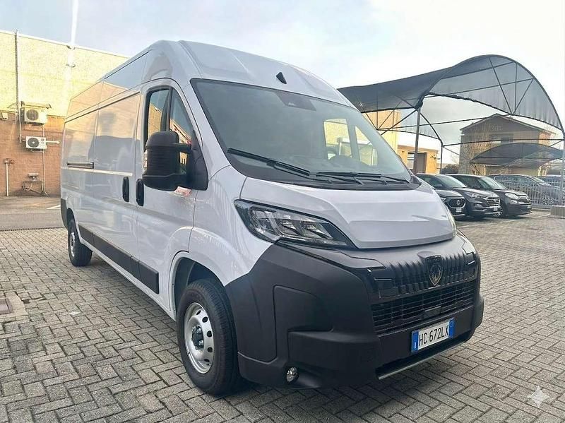 Nuova Peugeot Boxer S 140 CV (102 kW) 2026 Bianco Furgone