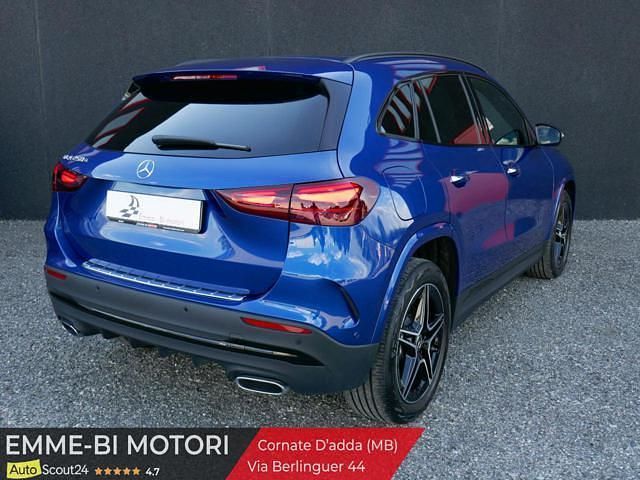 Usata Mercedes GLA250 AMG Line Premium 218 CV (160 kW) 2024 Blu SUV