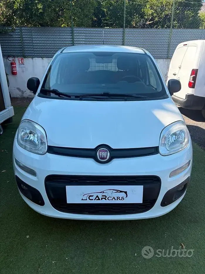 Usata Fiat Panda Easy 80 CV (58 kW) 2018 Bianco Utilitaria