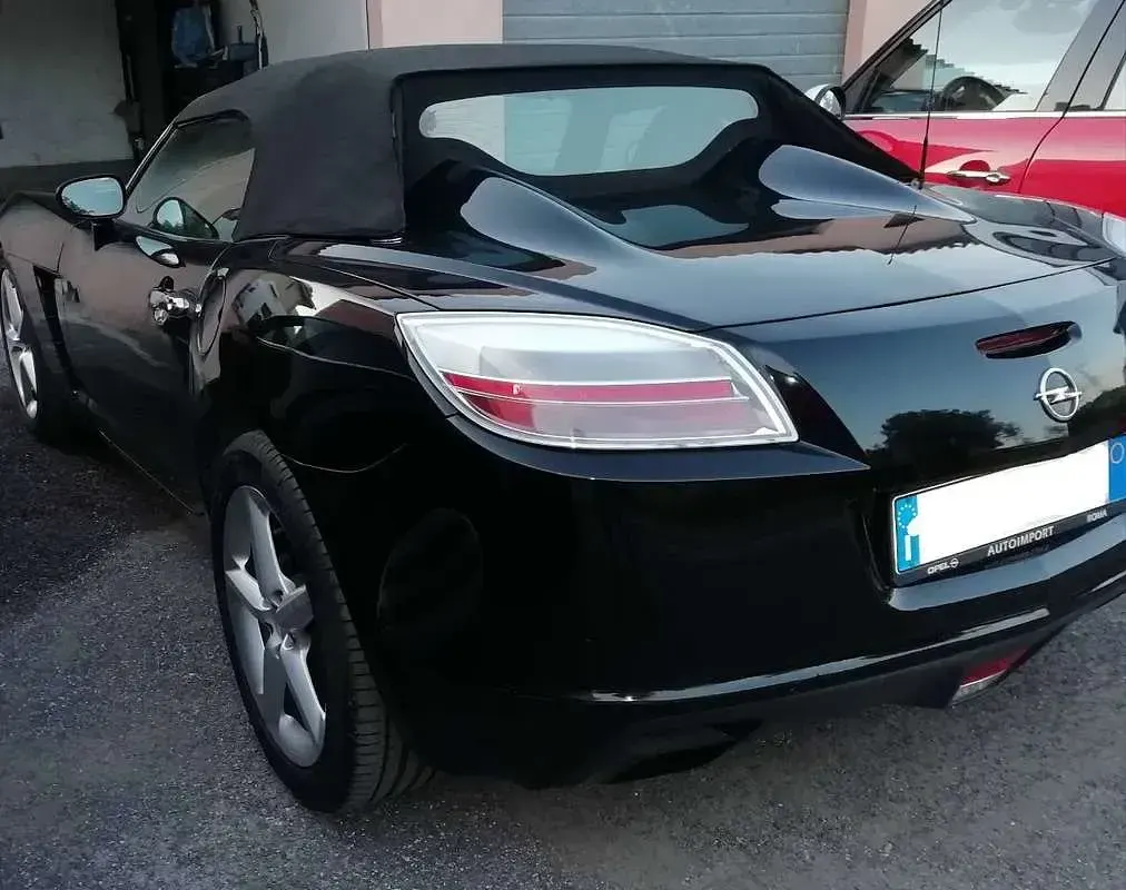 Usata Opel GT 264 CV (194 kW) 2008 Cabrio