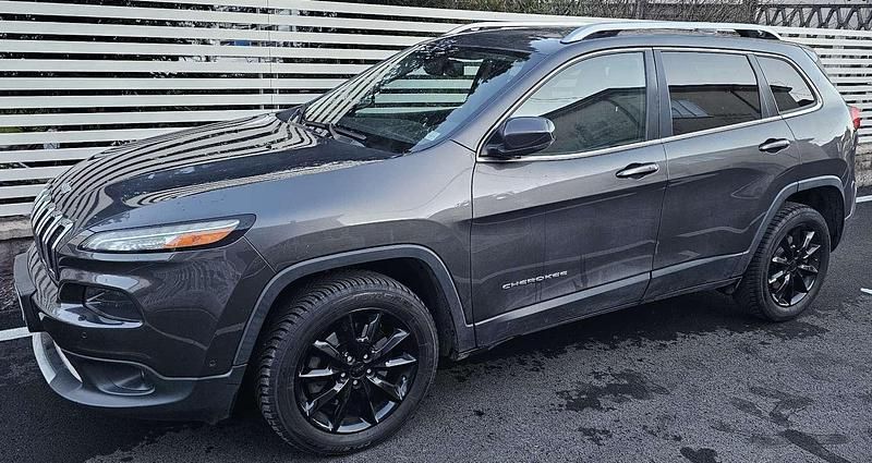 Second-hand Jeep Cherokee 200 CP (147 kW) 2015 Gri SUV