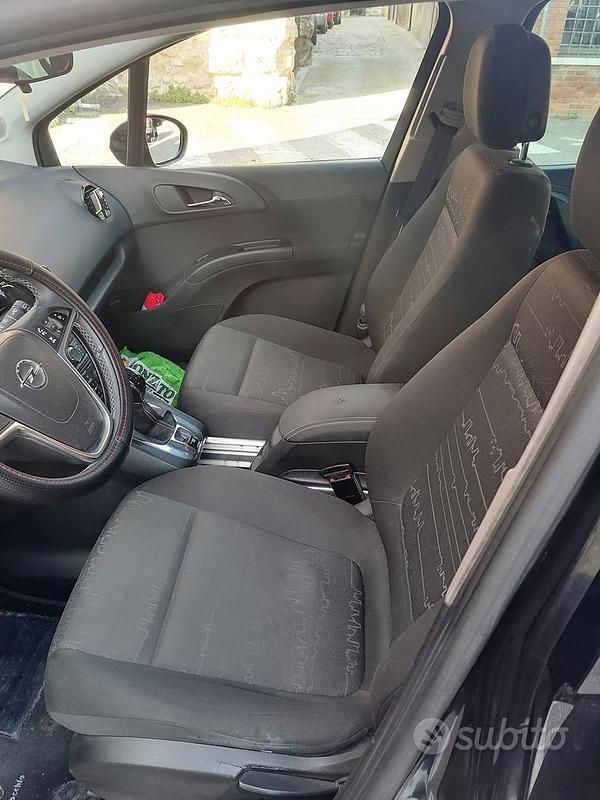 Usata Opel Meriva 95 CV (69 kW) 2014 Nero Monovolume