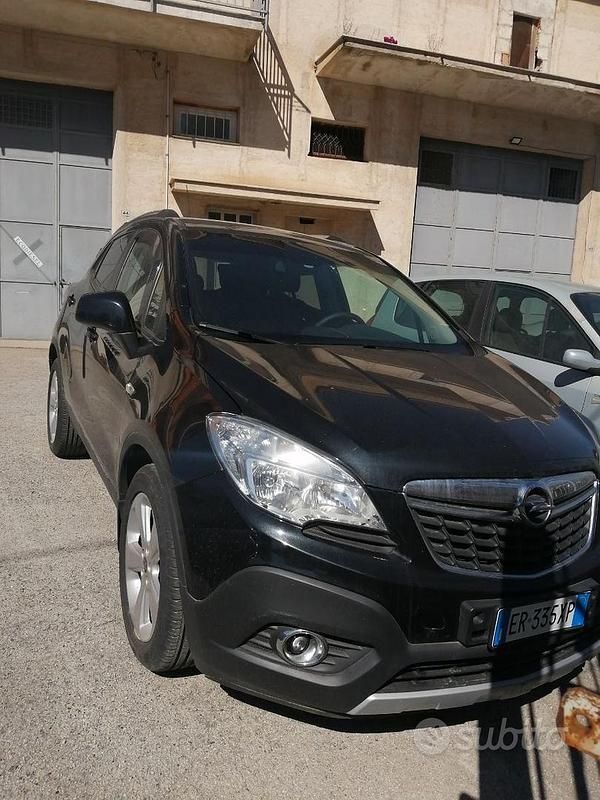 Nero Usata 2012 Opel Mokka SUV | 7500 € (Molto cara) - Immagine 1/4