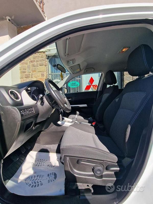 Usata Suzuki Vitara Cool 120 CV (88 kW) 2015 Grigio SUV