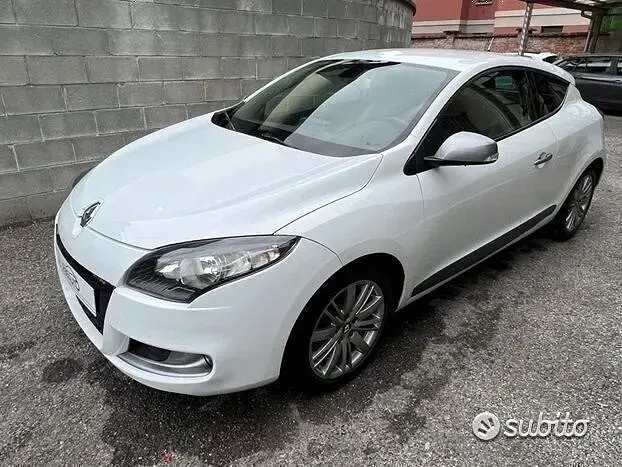 Usata Renault Mégane GT Line GT-Line 150 CV (110 kW) 2011 Bianco Coupé