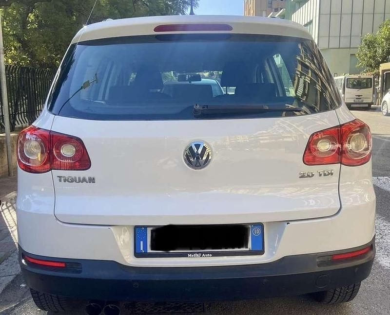 Usata VW Tiguan Sport 140 CV (102 kW) 2010 Bianco SUV