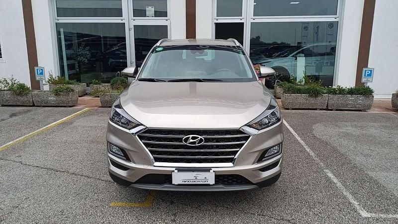 Usata Hyundai Tucson XPrime 136 CV (100 kW) 2019 Oro SUV