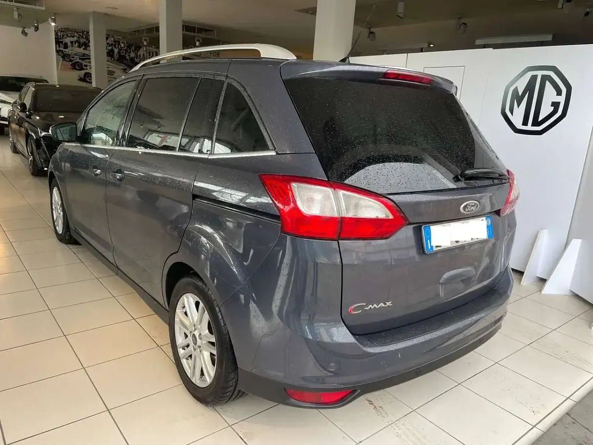 Usata Ford C-MAX Titanium 116 CV (85 kW) 2013 Grigio Monovolume