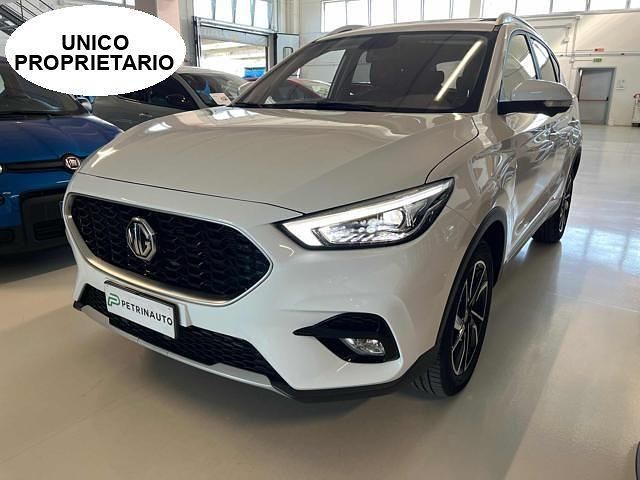 Usata MG ZS Luxury 111 CV (81 kW) 2024 Bianco SUV