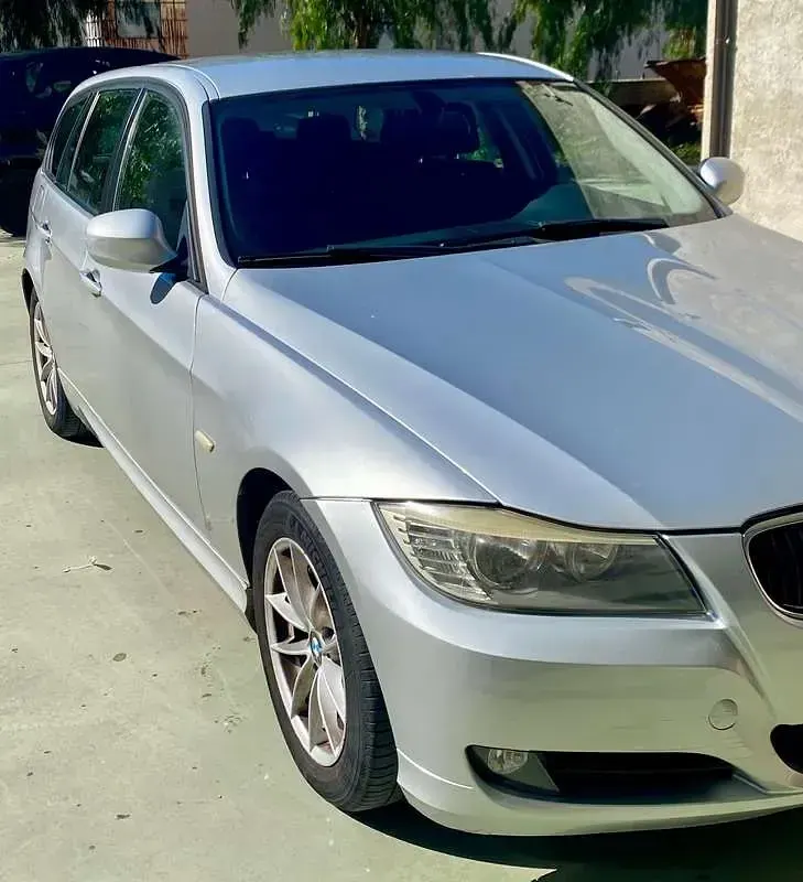 Usata BMW 316 116 CV (85 kW) 2010 Grigio Station wagon