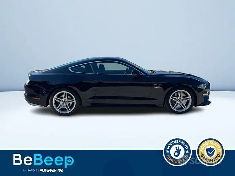 Usata Ford Mustang GT Fastback 450 CV (330 kW) 2022 Nero Coupé