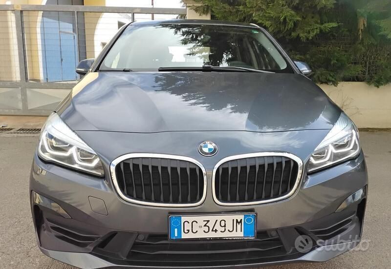 Gebraucht BMW 225 Active Tourer iPerformance 136 PS (100 kW) 2020 Grau Van / Kleinbus