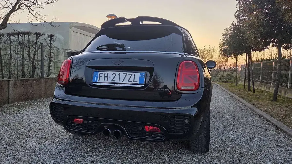Usata Mini Cooper S 192 CV (141 kW) 2017 Nero Utilitaria
