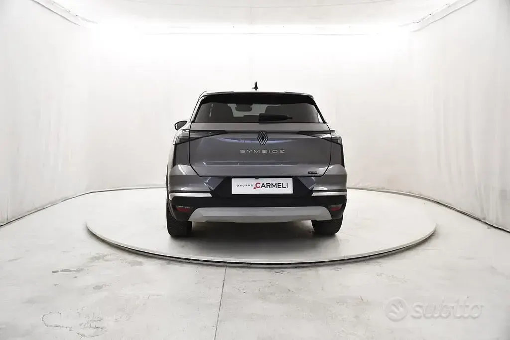 Usata Renault Symbioz Iconic 94 CV (69 kW) 2025 Grigio SUV