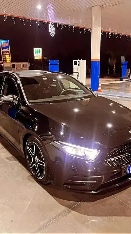 Usata Mercedes A180 Premium 116 CV (85 kW) 2018 Berlina