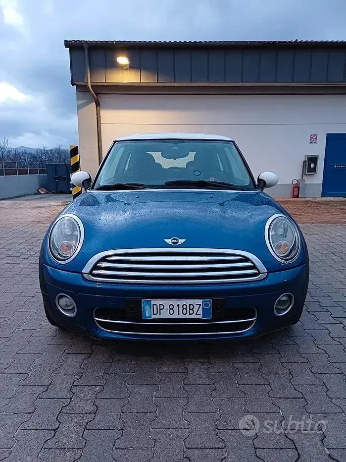 Usata Mini Cooper 109 CV (80 kW) 2008 Bluazzurro Utilitaria