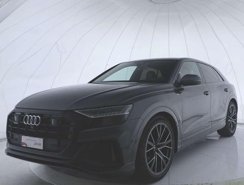 Grigio Usata 2022 Audi Q8 Sport SUV | 68.000 € (Buon prezzo) - Immagine 1/4