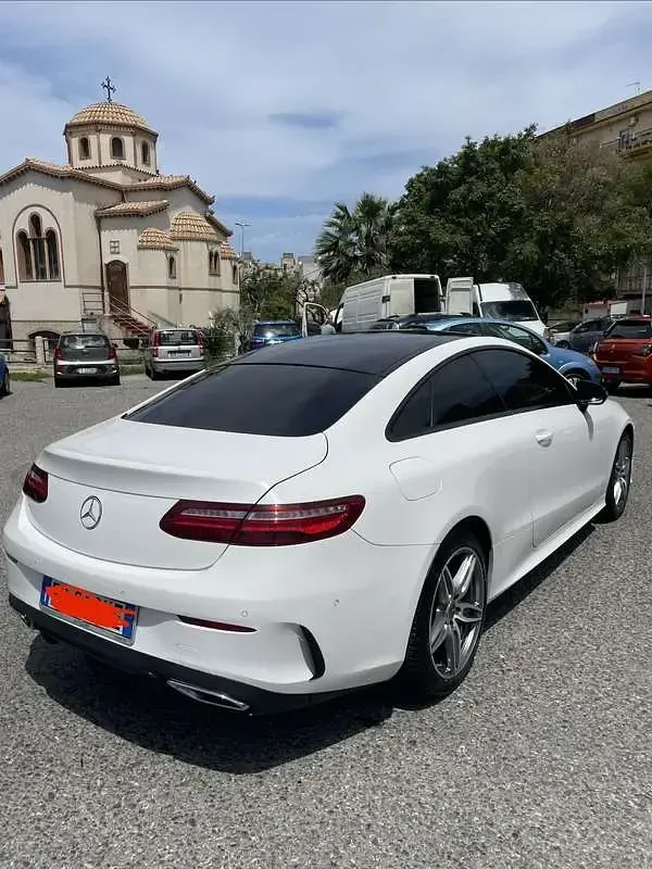 Usata Mercedes E220 Premium 194 CV (142 kW) 2018 Coupé