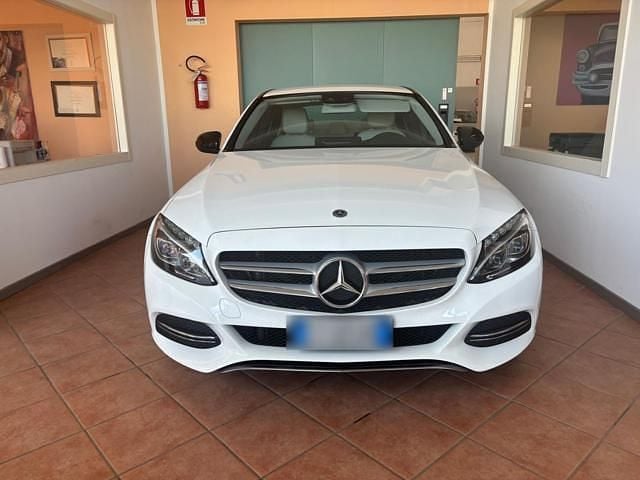 Usata Mercedes C220 Premium 170 CV (125 kW) 2014 Bianco Berlina