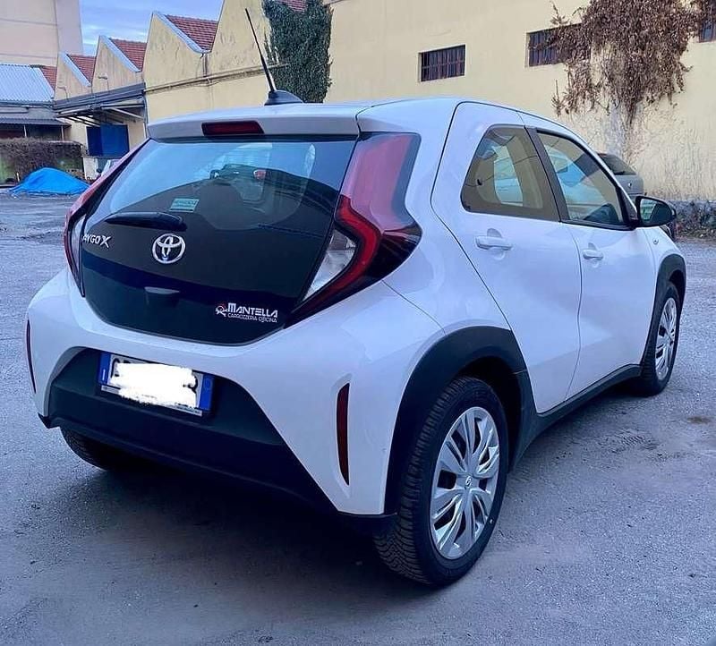 Usata Toyota Aygo X 72 CV (52 kW) 2023 SUV