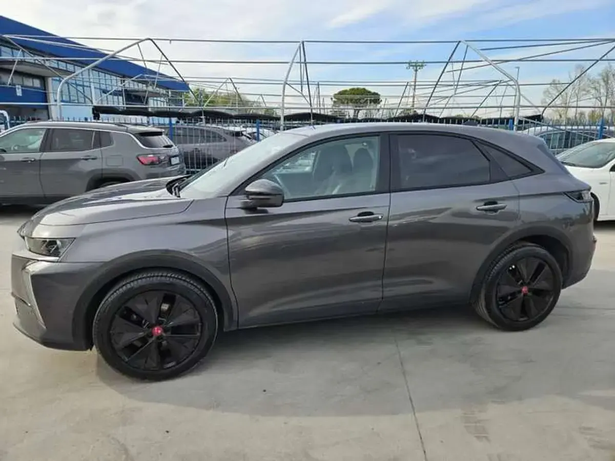 Usata DS Automobiles DS7 Crossback Performance 131 CV (96 kW) 2023 Grigio SUV