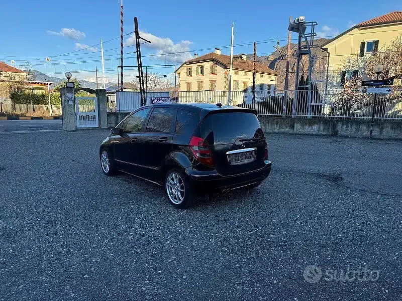 Usata Mercedes A200 Executive 193 CV (141 kW) 2006 Nero Berlina
