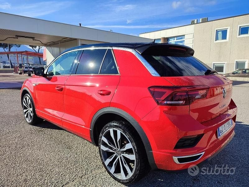 Usata VW T-Roc 150 CV (110 kW) 2021 Rosso SUV