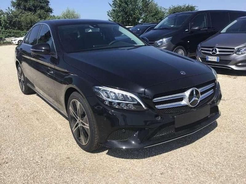 Nero Usata 2020 Mercedes 200 Tre volumi | 20.900 € (Ottimo prezzo) - Immagine 1/4