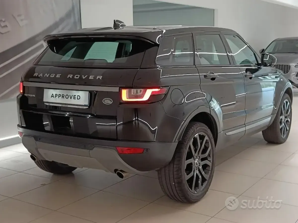 Usata Land Rover Range Rover evoque SE 150 CV (110 kW) 2018 Nero Station wagon