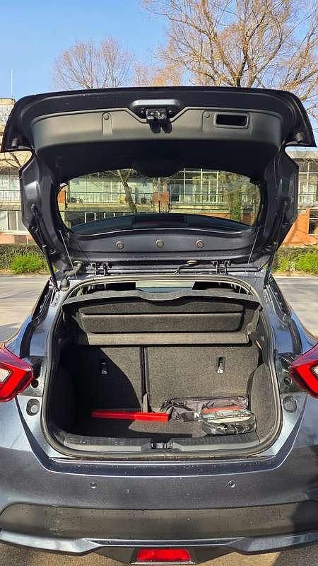 Usata Nissan Micra Acenta 75 CV (55 kW) 2020 Grigio Utilitaria