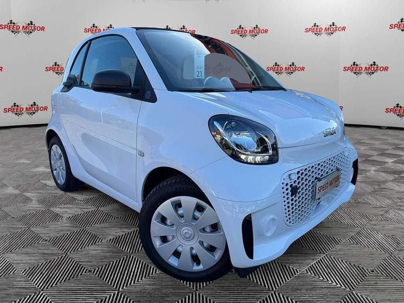 Usata Smart ForTwo Coupé 41 kW (56 CV) 2021 Bianco Utilitaria
